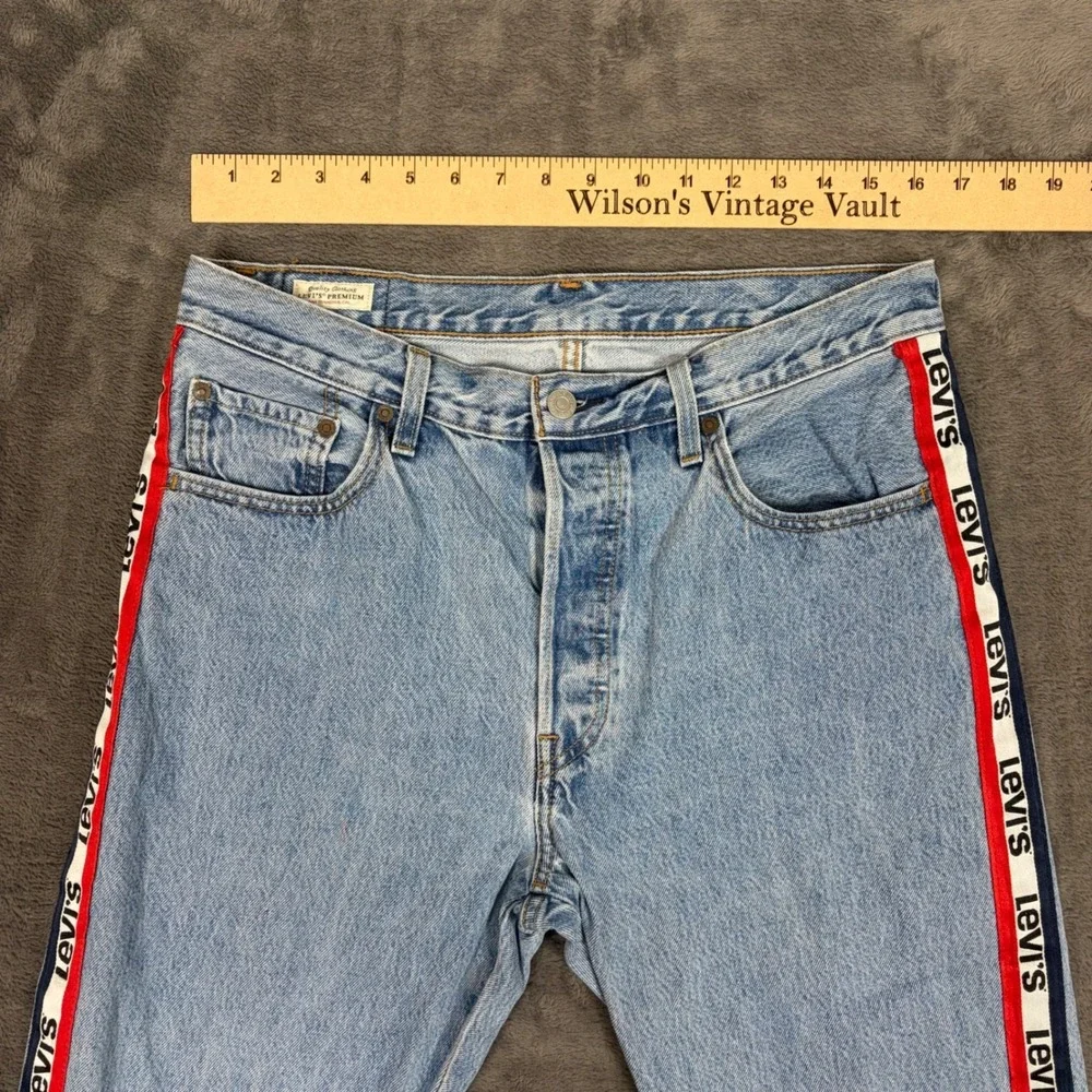 Levis Jeans Mens 32x28 Blue 501 Premium Logo Side Stripe Straight Leg Button Fly